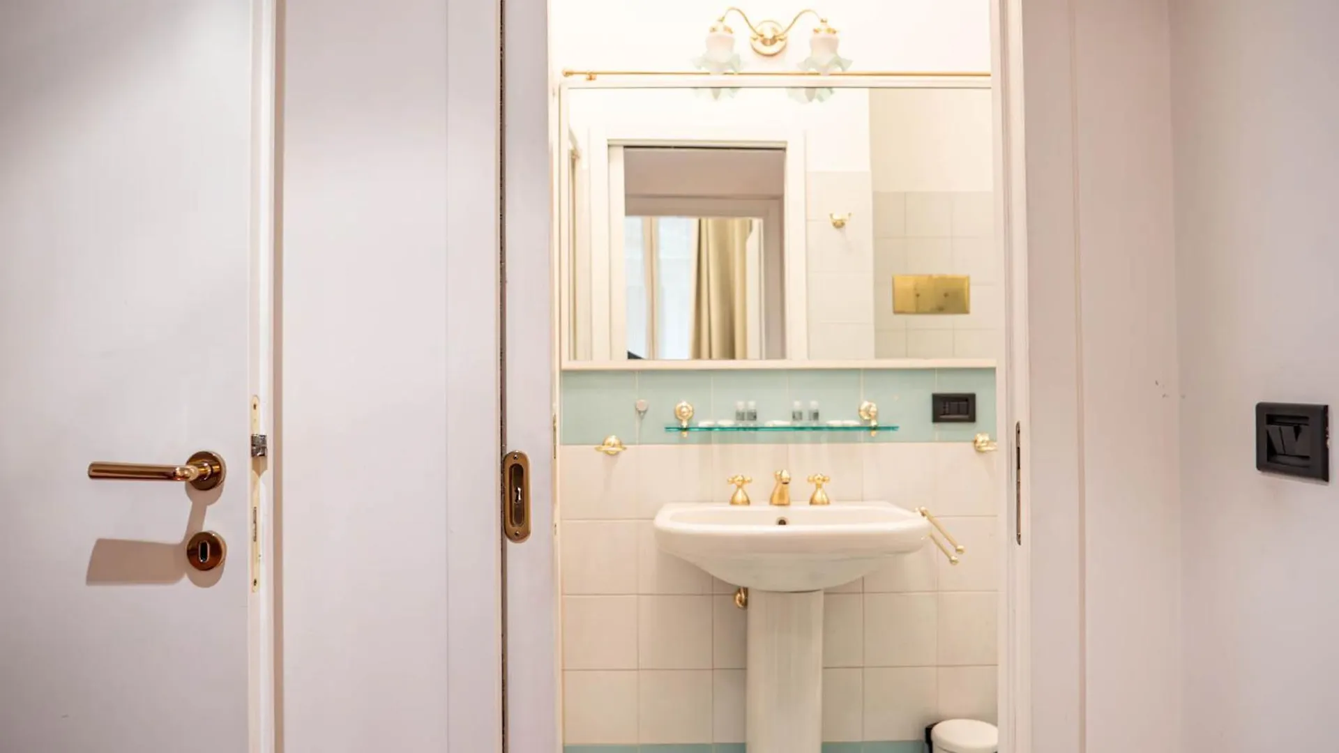 Apartment Appartamento Superhouse Piazza Duomo Area Milan